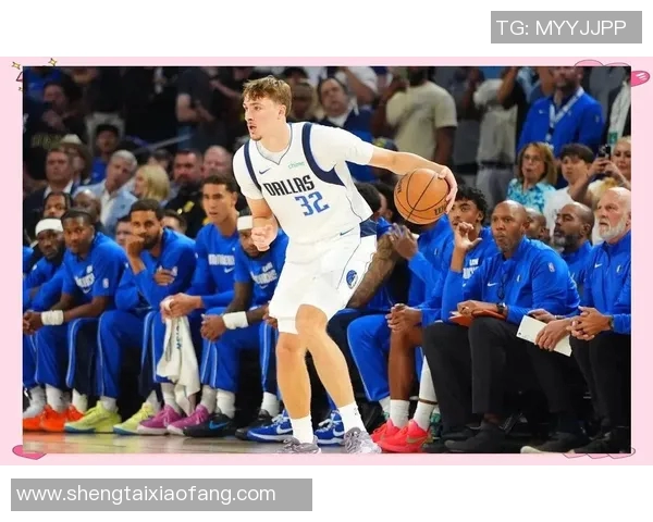 太阳队布克26分引领团队进攻,力克独行侠弗拉格全能数据 太阳队布克26分引领团队进攻,力克独行侠弗拉格全能数据